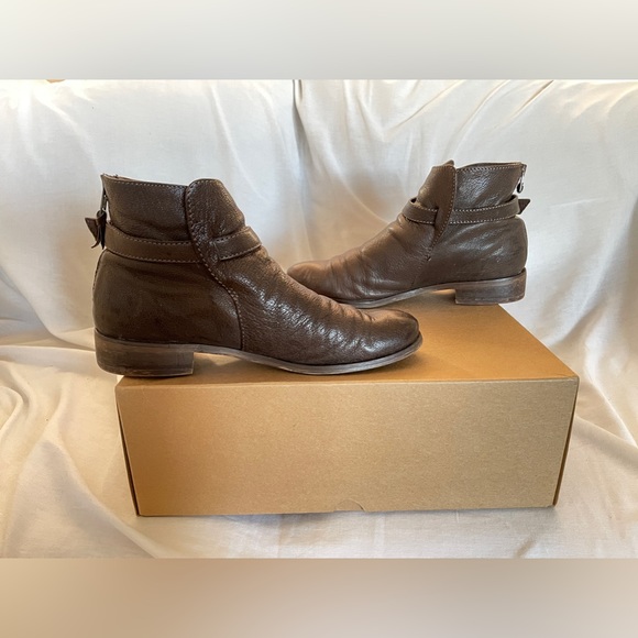 J. Crew Ankle Boots (size 10) - Picture 3 of 6